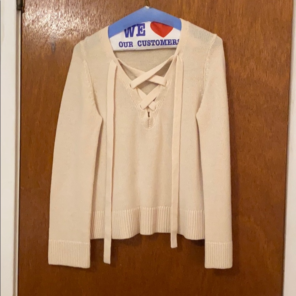 Tie neck sweater